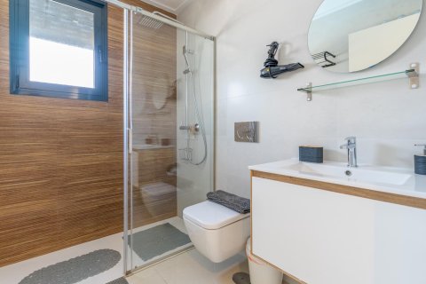 Apartamento en venta Torrevieja, Alicante, España 2 dormitorios, 65 m2 No. 138387 - foto 7