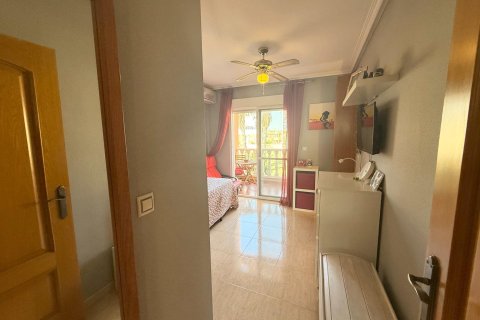 Kamienica Torrevieja, Alicante, Hiszpania 3 sypialnie, 93 mkw. nr 138382 – zdjęcie 26