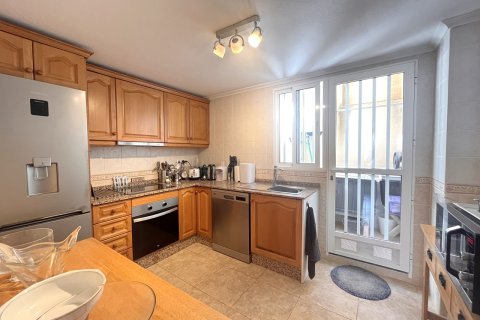 Kaupunkipientalo myytävänä Torrevieja, Alicante, Espanja, 2 makuuhuonetta, 70 m2 No. 138384 - kuva 11