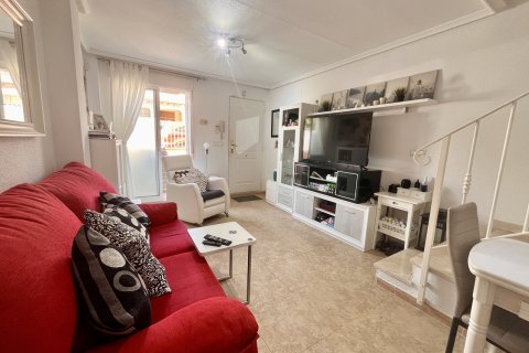 Kaupunkipientalo myytävänä Torrevieja, Alicante, Espanja, 2 makuuhuonetta, 70 m2 No. 138384 - kuva 7