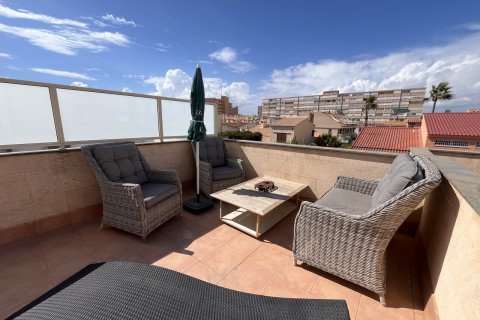 Kaupunkipientalo myytävänä Torrevieja, Alicante, Espanja, 2 makuuhuonetta, 70 m2 No. 138384 - kuva 26