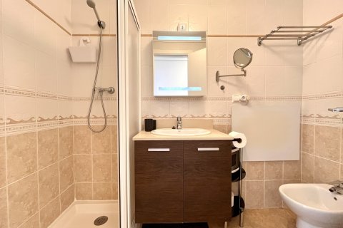 Kaupunkipientalo myytävänä Torrevieja, Alicante, Espanja, 2 makuuhuonetta, 70 m2 No. 138384 - kuva 16