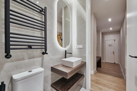 Dzīvoklis pārdošanā Madrid, Spānijā 2 istabas, 66 m2 Nr. 179923 - attēls 22