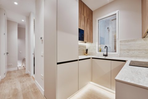 Wohnung zum Verkauf in Madrid, Spanien 2 Schlafzimmer, 52 m2 Nr. 179922 - Foto 8