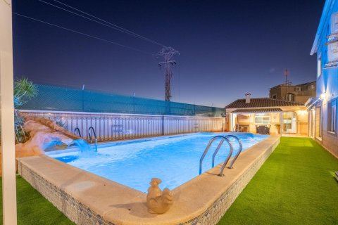 Willa Torrevieja, Alicante, Hiszpania 6 sypialni, 320 mkw. nr 140041 – zdjęcie 4