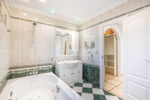 Willa Torrevieja, Alicante, Hiszpania 6 sypialni, 320 mkw. nr 140041 – zdjęcie 26