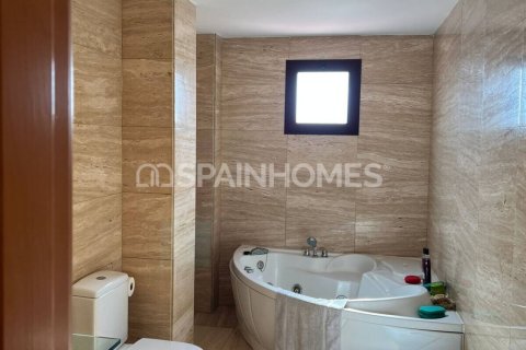 Wohnung zum Verkauf in Estepona, Malaga, Spanien 3 Schlafzimmer, 140 m2 Nr. 140097 - Foto 14