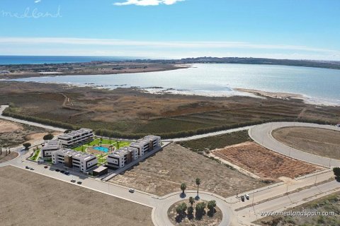 Dzīvoklis pārdošanā Guardamar del Segura, Alicante, Spānijā 2 istabas, 86 m2 Nr. 154416 - attēls 5