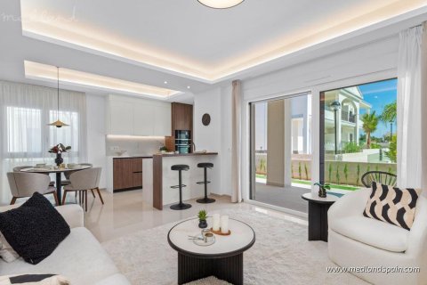 Продажа квартиры в Рохалес, Аликанте, Испания 3 спальни, 108м2 №154413 - фото 2