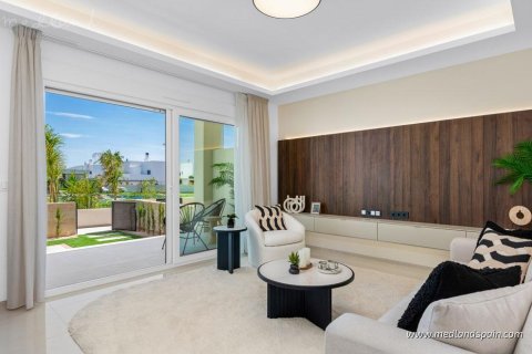 Продажа квартиры в Рохалес, Аликанте, Испания 3 спальни, 108м2 №154413 - фото 3