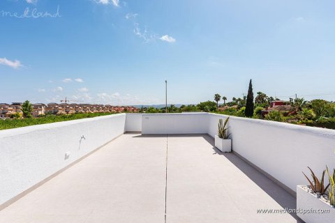 Kaupunkipientalo myytävänä Dolores, Alicante, Espanja, 3 makuuhuonetta, 97 m2 No. 154415 - kuva 14