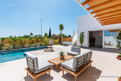 Kaupunkipientalo myytävänä Dolores, Alicante, Espanja, 3 makuuhuonetta, 97 m2 No. 154415 - kuva 13