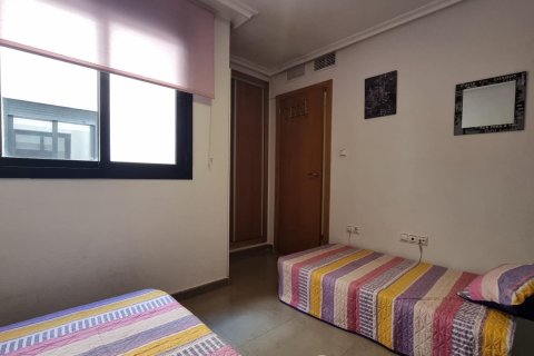 Dzīvoklis pārdošanā Torrevieja, Alicante, Spānijā 2 istabas, 75 m2 Nr. 182829 - attēls 7