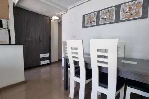 Dzīvoklis pārdošanā Torrevieja, Alicante, Spānijā 2 istabas, 75 m2 Nr. 182829 - attēls 21