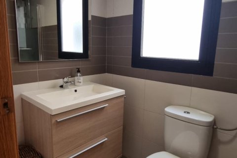 Dzīvoklis pārdošanā Torrevieja, Alicante, Spānijā 2 istabas, 75 m2 Nr. 182829 - attēls 8