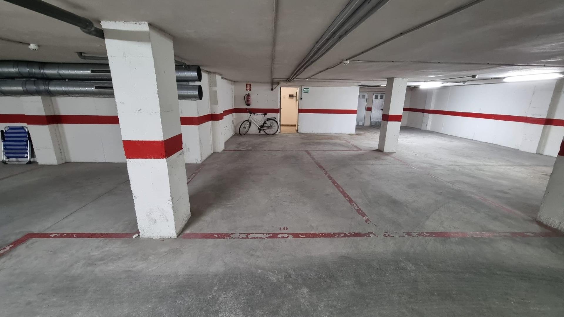 Apartment à Torrevieja, Alicante, Espagne 2 chambres, 75 m2 No. 182829