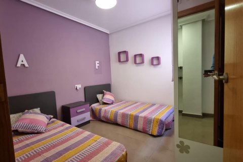 Dzīvoklis pārdošanā Torrevieja, Alicante, Spānijā 2 istabas, 75 m2 Nr. 182829 - attēls 6