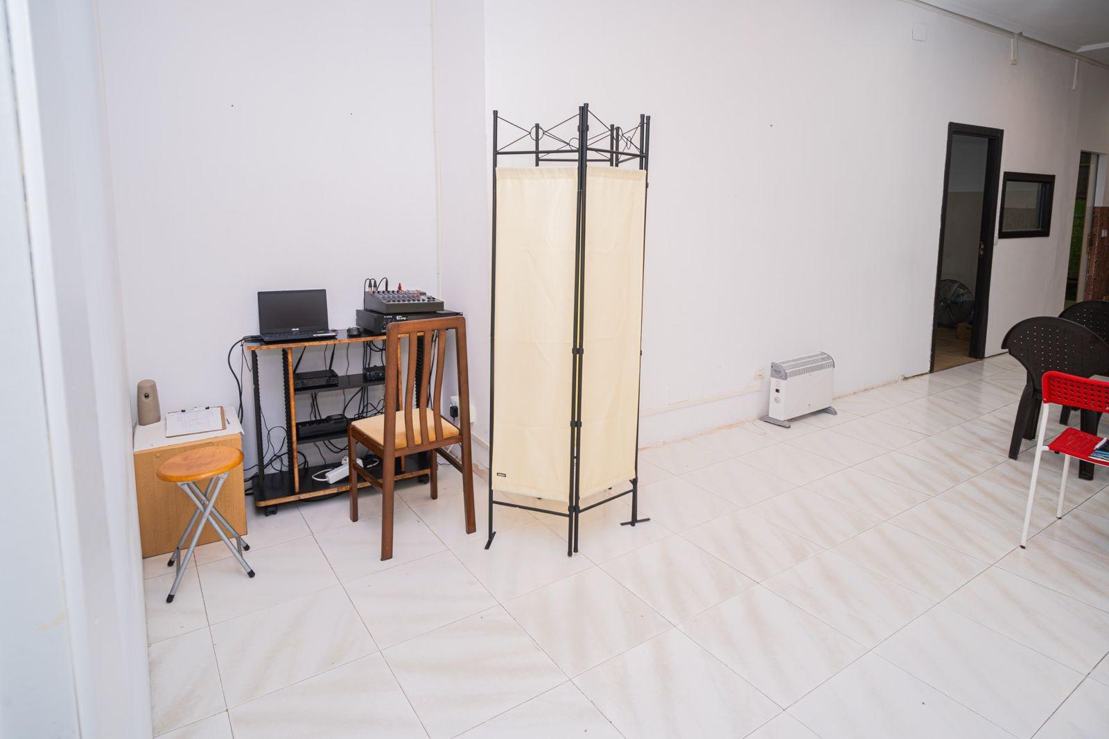 Commercial property in Aviles, Asturias, Spain 130 sq.m. No. 182826