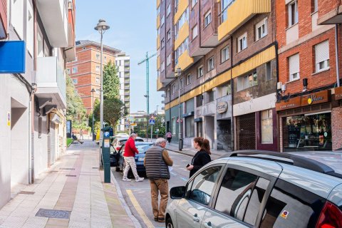 Gewerbeimmobilien zum Verkauf in Aviles, Asturias, Spanien 130 m2 Nr. 182826 - Foto 18