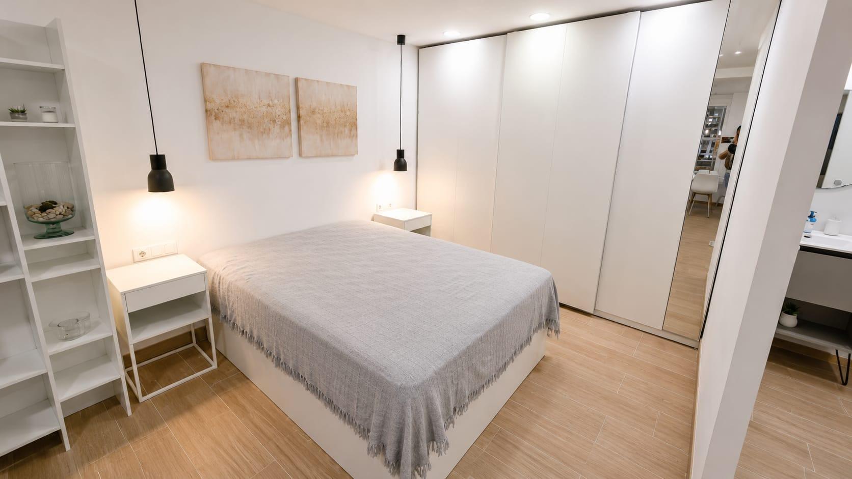 Propiedad comercial en Alicante, España 50 m2 No. 182831