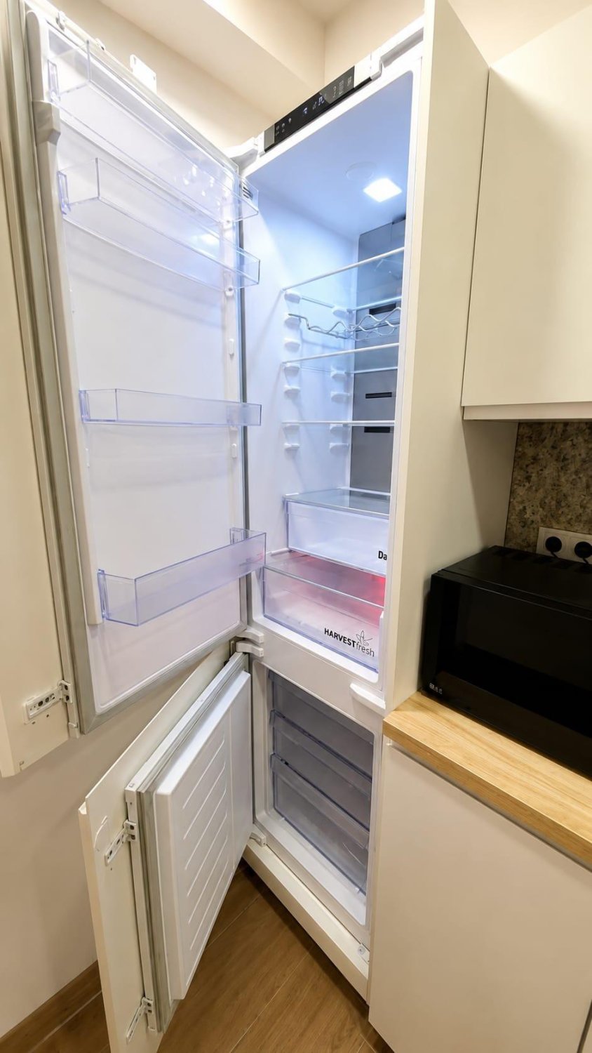 Propiedad comercial en Alicante, España 50 m2 No. 182831