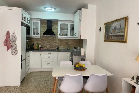 Apartament w Torrevieja, Alicante, Hiszpania 2 sypialnie, nr 182827 – zdjęcie 2