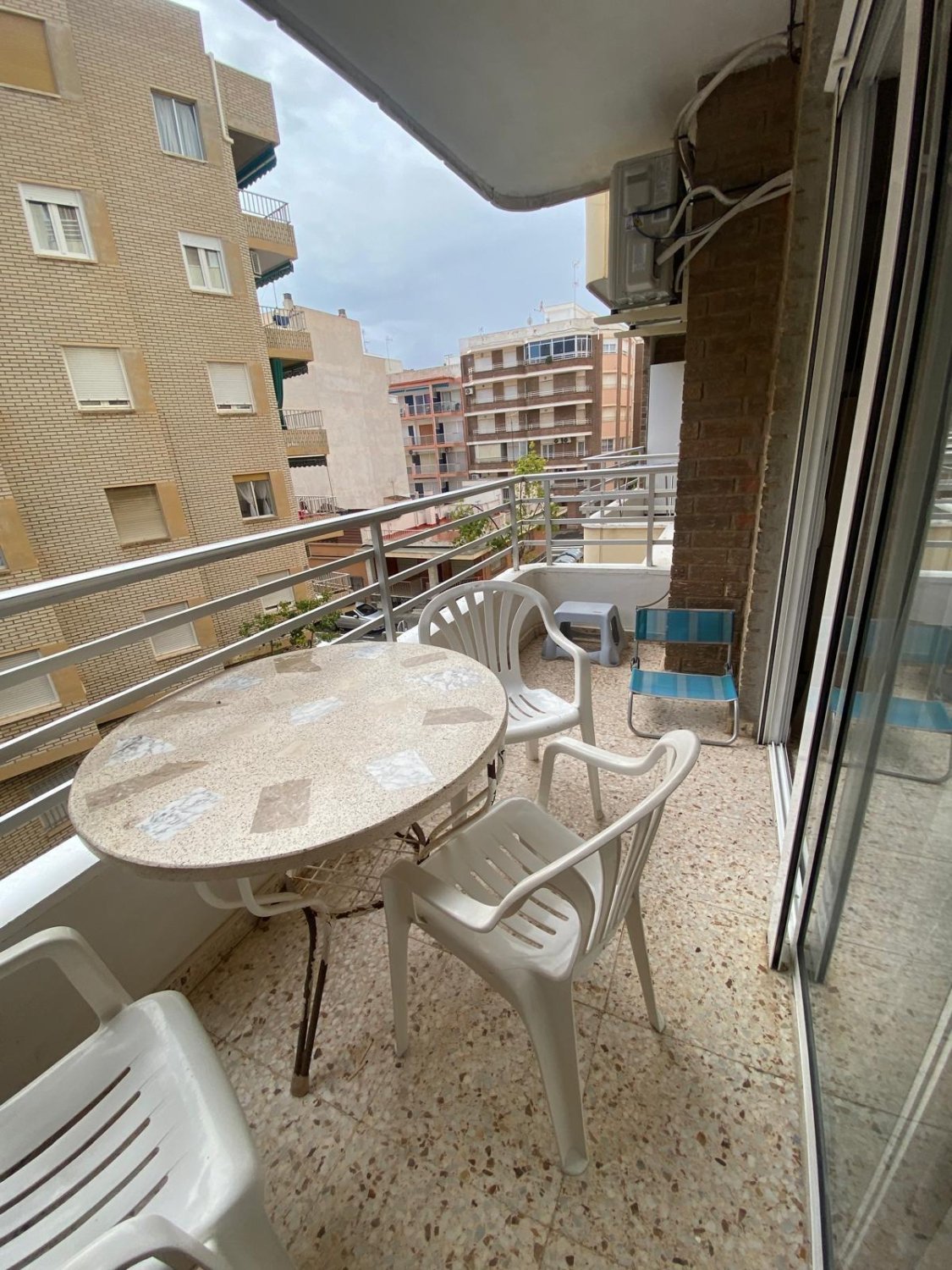 Apartment à Torrevieja, Alicante, Espagne 2 chambres,  No. 182827