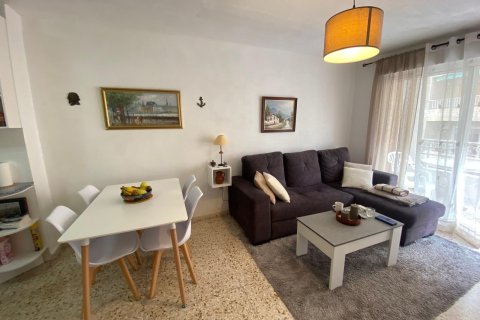 Apartament w Torrevieja, Alicante, Hiszpania 2 sypialnie, nr 182827 – zdjęcie 4