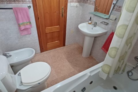 Bungalow en venta en Alicante, España 3 dormitorios, 80 m2 No. 166619 - foto 9