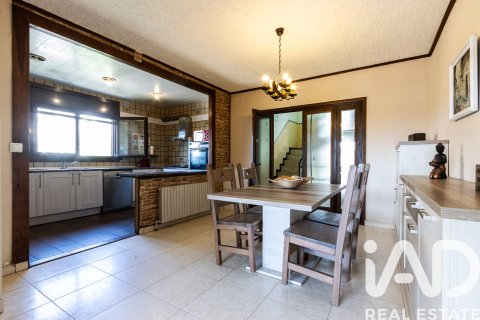 Casa in vendita a La Roca Del Valles, Barcelona, Spagna 6 camere da letto, 229 mq. N° 172588 - foto 12