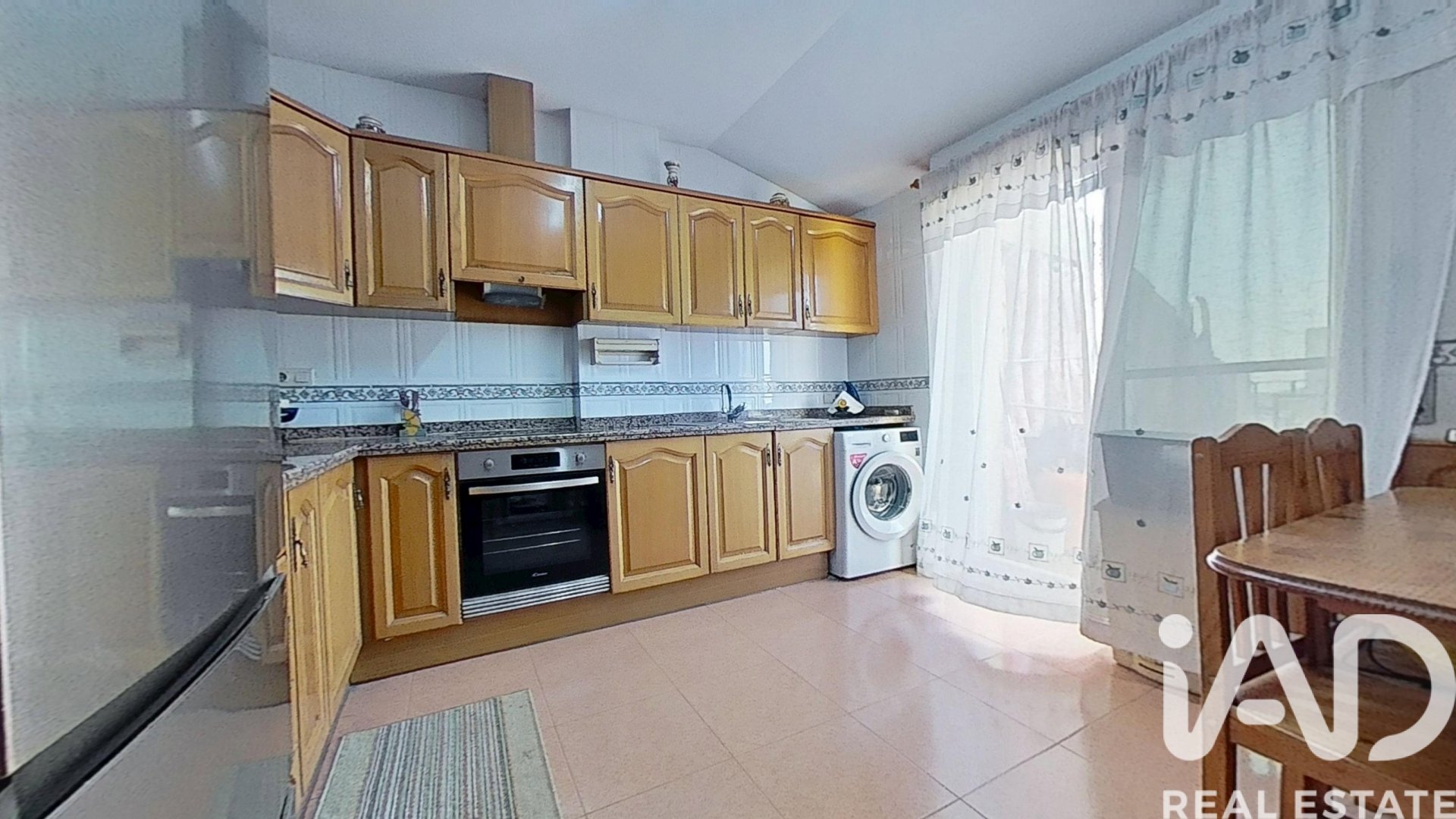 Dvīņu māja Castellon de la Plana, Castellon, Spānijā 3 istabas, 129 m2 Nr. 172584