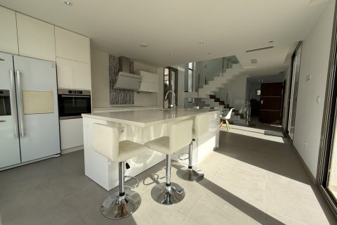 Villa en venta Alicante, España 5 dormitorios, 300 m2 No. 133279 - foto 4