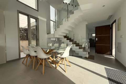 Villa en venta Alicante, España 5 dormitorios, 300 m2 No. 133279 - foto 5