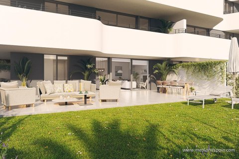 Huoneisto myytävänä Torremolinos, Malaga, Espanja, 2 makuuhuonetta, 113 m2 No. 132889 - kuva 2