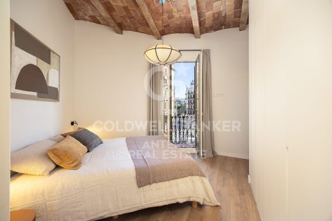 Продажа квартиры в Барселона, Испания 2 спальни, 86м2 №156758 - фото 8