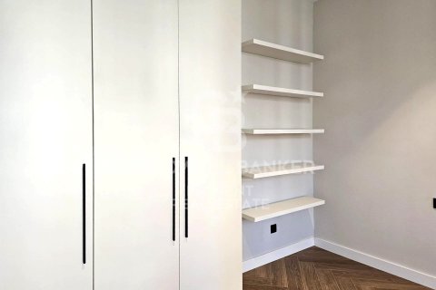 Huoneisto myytävänä Barcelona, Espanja, 2 makuuhuonetta, 70 m2 No. 156757 - kuva 13