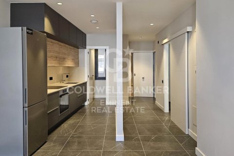 Huoneisto myytävänä Barcelona, Espanja, 2 makuuhuonetta, 70 m2 No. 156757 - kuva 6