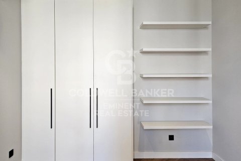 Huoneisto myytävänä Barcelona, Espanja, 2 makuuhuonetta, 70 m2 No. 156757 - kuva 12