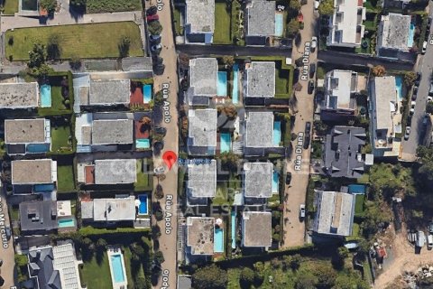 House for sale in Oleiros, A Coruna, Spain 6 bedrooms, 360 sq.m. No. 156756 - photo 2