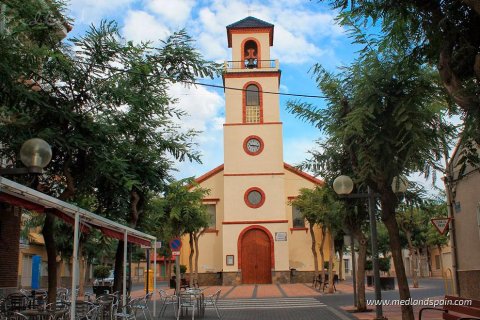 Huoneisto myytävänä Los Alcazares, Murcia, Espanja, 3 makuuhuonetta, 107 m2 No. 146793 - kuva 13