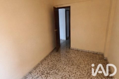 Duplex for sale in Guardamar del Segura, Alicante, Spain 5 bedrooms, 160 sq.m. No. 195808 - photo 15