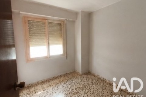 Duplex for sale in Guardamar del Segura, Alicante, Spain 5 bedrooms, 160 sq.m. No. 195808 - photo 13