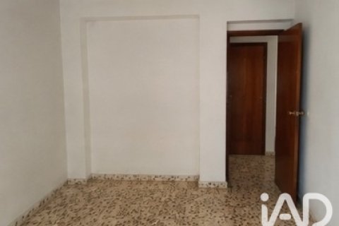 Duplex for sale in Guardamar del Segura, Alicante, Spain 5 bedrooms, 160 sq.m. No. 195808 - photo 11