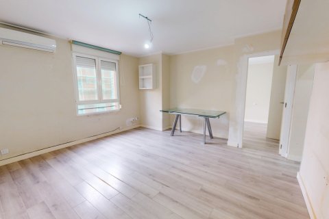 Apartment à vendre à Valencia, Espagne, 3 chambres, 65 m2 No. 147546 - photo 3