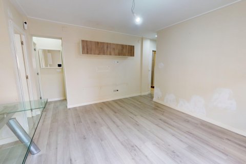 Apartment à vendre à Valencia, Espagne, 3 chambres, 65 m2 No. 147546 - photo 2