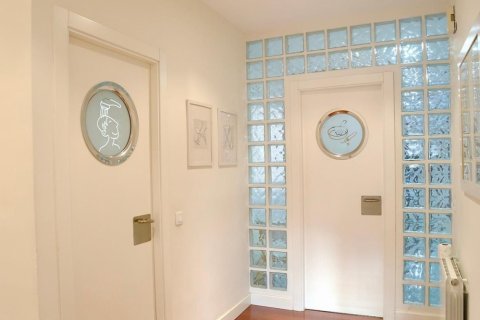 Lägenhet till salu i Valencia, Spanien 4 sovrum, 182 kvm. Nr. 147545 - foto 22