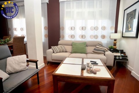 Lägenhet till salu i Valencia, Spanien 4 sovrum, 182 kvm. Nr. 147545 - foto 9