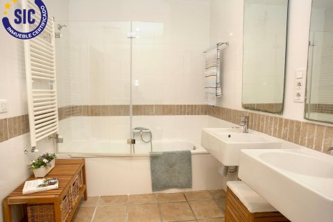 Lägenhet till salu i Valencia, Spanien 4 sovrum, 182 kvm. Nr. 147545 - foto 18