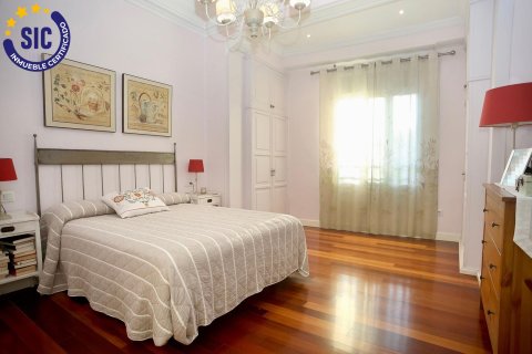 Lägenhet till salu i Valencia, Spanien 4 sovrum, 182 kvm. Nr. 147545 - foto 13