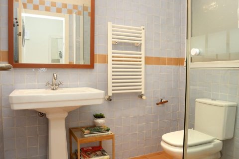 Lägenhet till salu i Valencia, Spanien 4 sovrum, 182 kvm. Nr. 147545 - foto 21